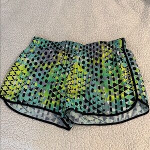 Vibrant Geometric Women's Athletic Shorts B4